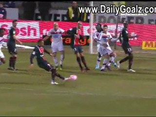 www.dailygoalz.com - But de Guillaume HOARAU Lyon vs PSG 0-1