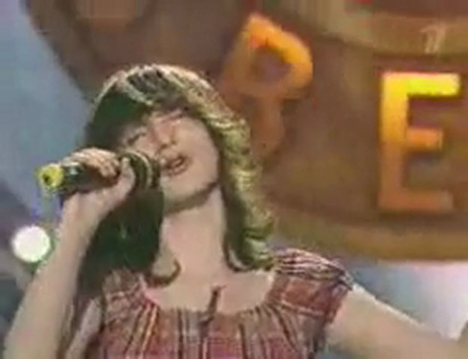 Юлия Бужилова - Колыбельная волкам. Фабрика звёзд.