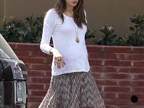 Pregnant Model Alessandra Ambrosio Does the School Run in Style