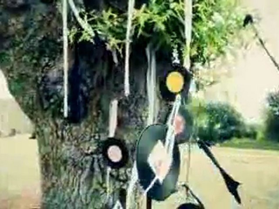 Abluka Alarm - Gönlünce Yaşa / Yeni Klip