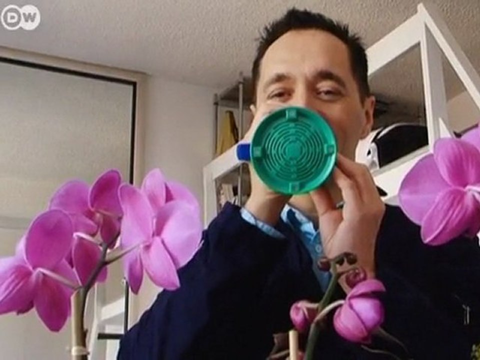 Thrilling - Theo Bleckmann, musician | Arts 21