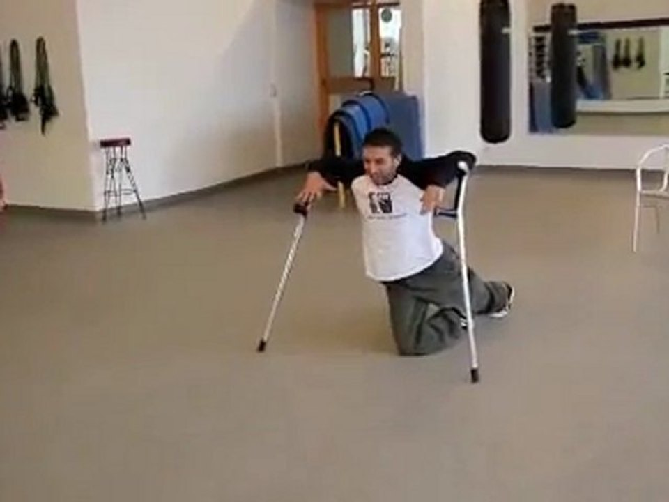 danse avec des bequilles