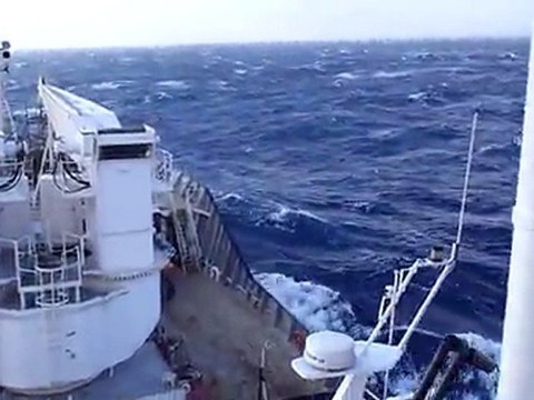 2011 08 28 15 h 10 mn 26 s entre Crozet et Kerguelen sur le Marion Dufresne TAAF OP 2 2011 P8280216