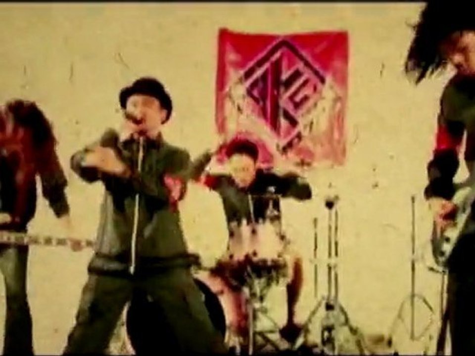 AK-47 –  « Unstoppable » – Le clip