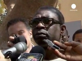 Tensas elecciones en Senegal por la tercera candidatura...