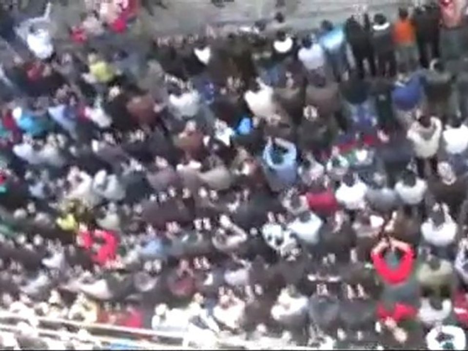 فري برس   حمص الصامدة أحرار الوعر القديم جمعة سننتفض لأجلك باباعمرو 24 2 2012 ج1