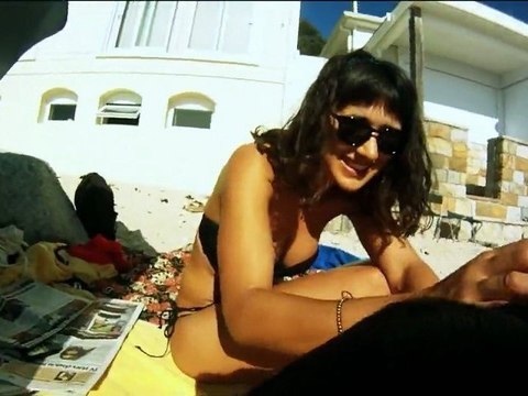 Clip : Chien avec une caméra GoPro sur le dos