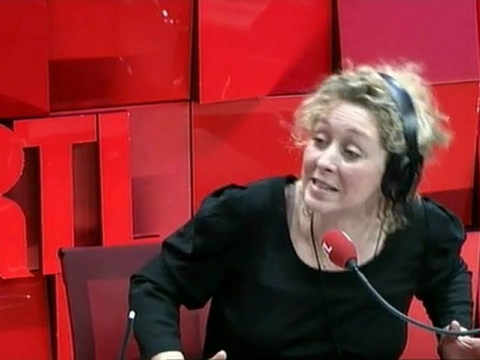 "Les Carnets d'Alba" : comment Nicolas Sarkozy a adapté sa com'