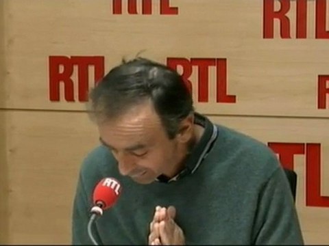 Eric Zemmour : Les candidats marquent Sarkozy à la culotte