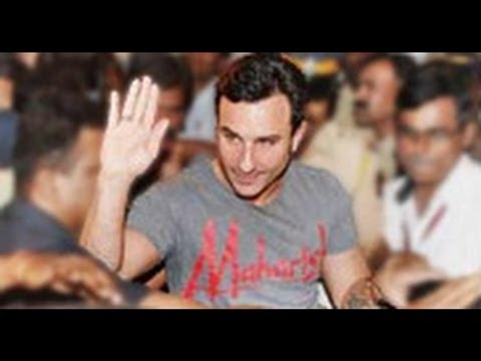 Publicity Ke Liye Kuch Bhi Karega - Publicity Stunts promoting Movies