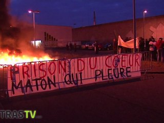 Manif des surveillants devant la prison de Strasbourg