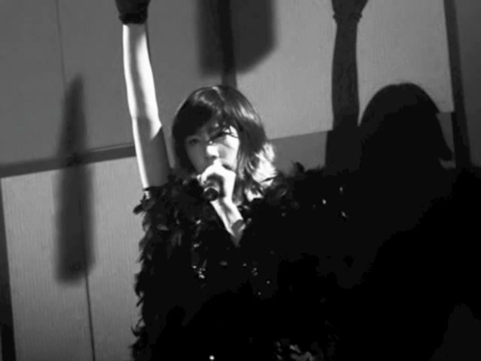 Taeyeon - Devils' Cry (The 2nd Asia Tour) [Studio Version]