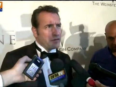 The Artist : Jean Dujardin présente Oscar, 2 kilos
