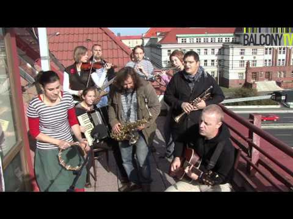 EL-GAUCO (BalconyTV)