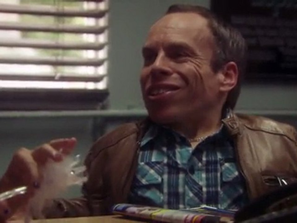 Life's Too Short Season 1: Episode #3 Preview