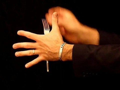 Tour de magie + explication - Episode 9 - Magicien Toulouse