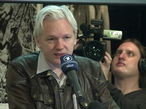 WikiLeaks publie des millions de courriels de Stratfor