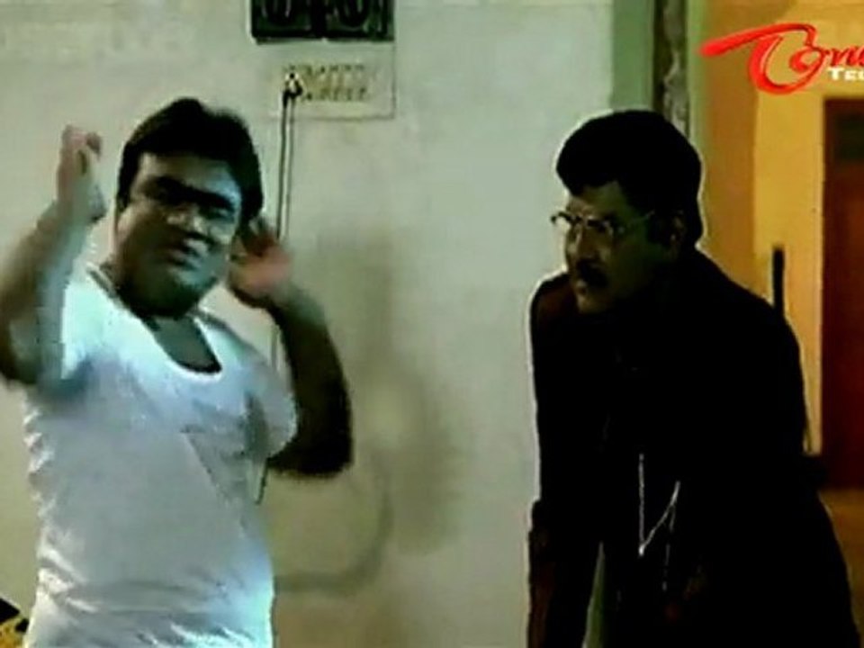 Comedy Express 326 - Why Boy's pant Zip open ?