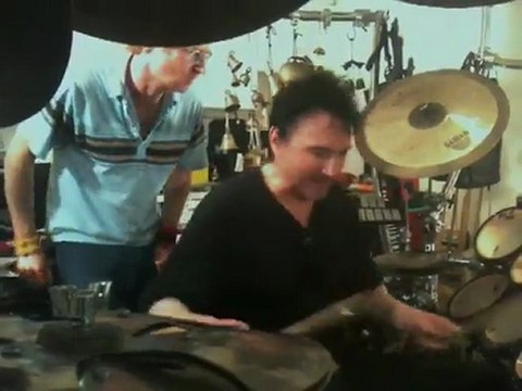 Terry Bozzio teaches Power the Air Drummer