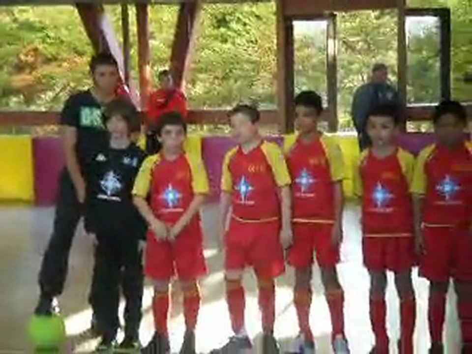 ETOILE CLARET MONTETY tournoi U11 six-fours en salle (Protocole finale)