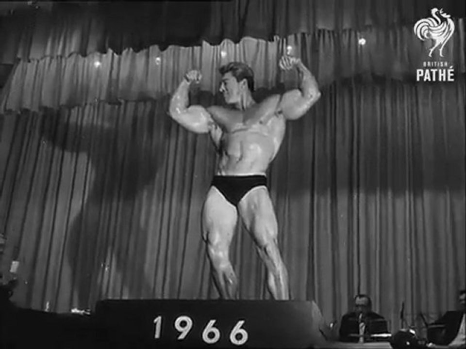 Arnold Schwarzenegger (Wins Mr Universe 1969)