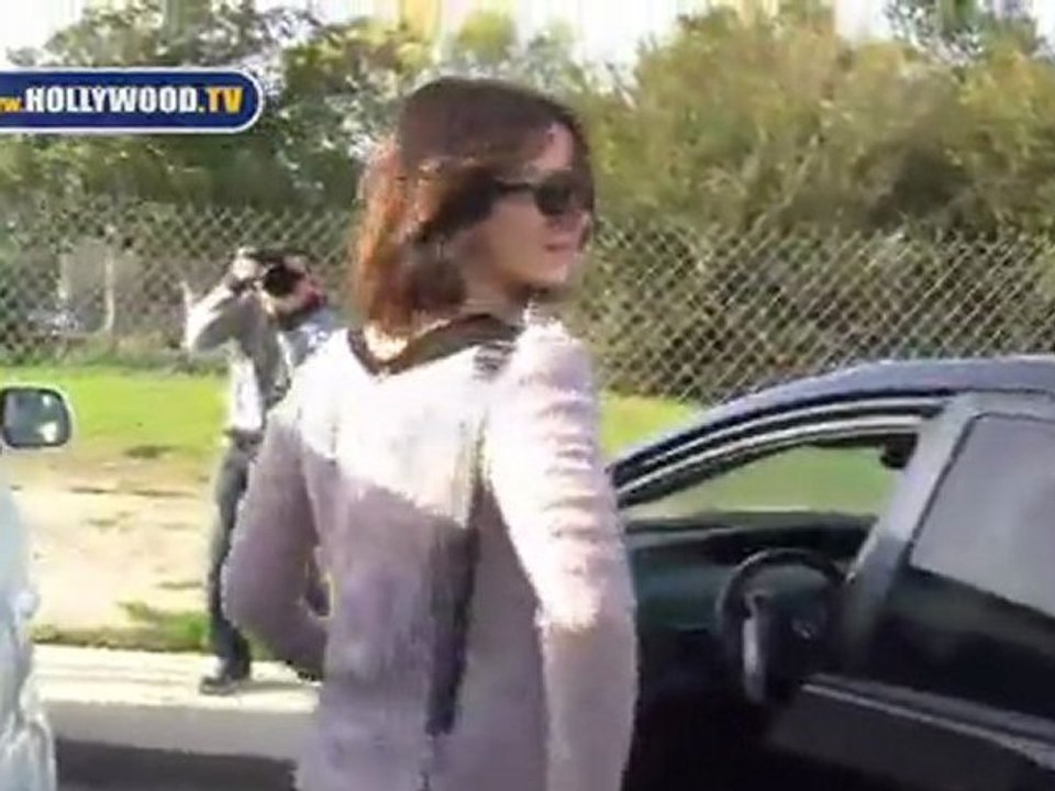 Emily Blunt does some shopping.