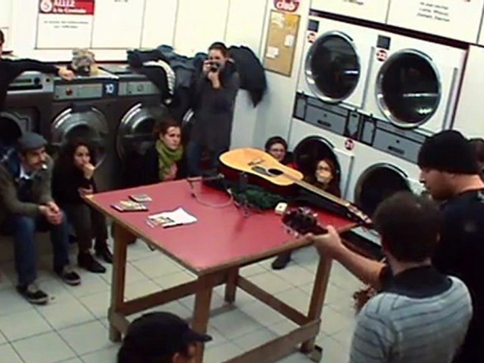 Des Langues - MoiJe @ Lavomatic Tour (Saison 5 - 2011-12-07)