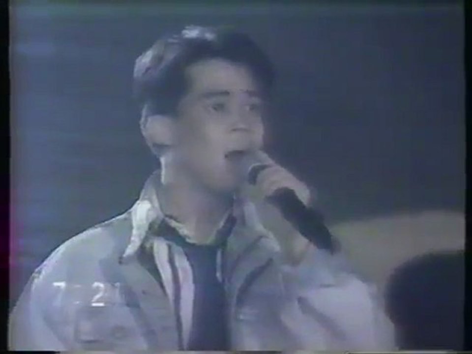 Dingdong Avanzado singing Ang Akala Ko