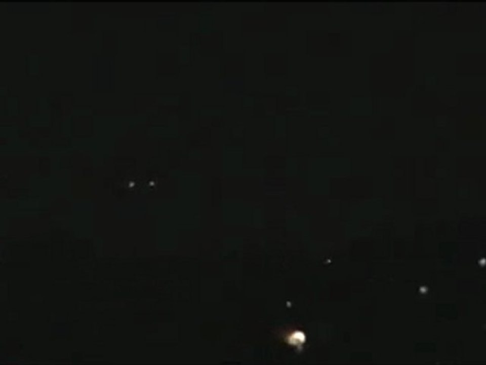 فري برس غوطة دمشق   إطلاق رصاص كثيف فجر يوم الأحد  26 2 2012