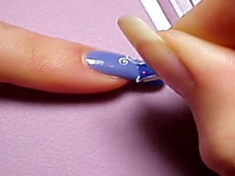Tuto nail art folie d'arabesques