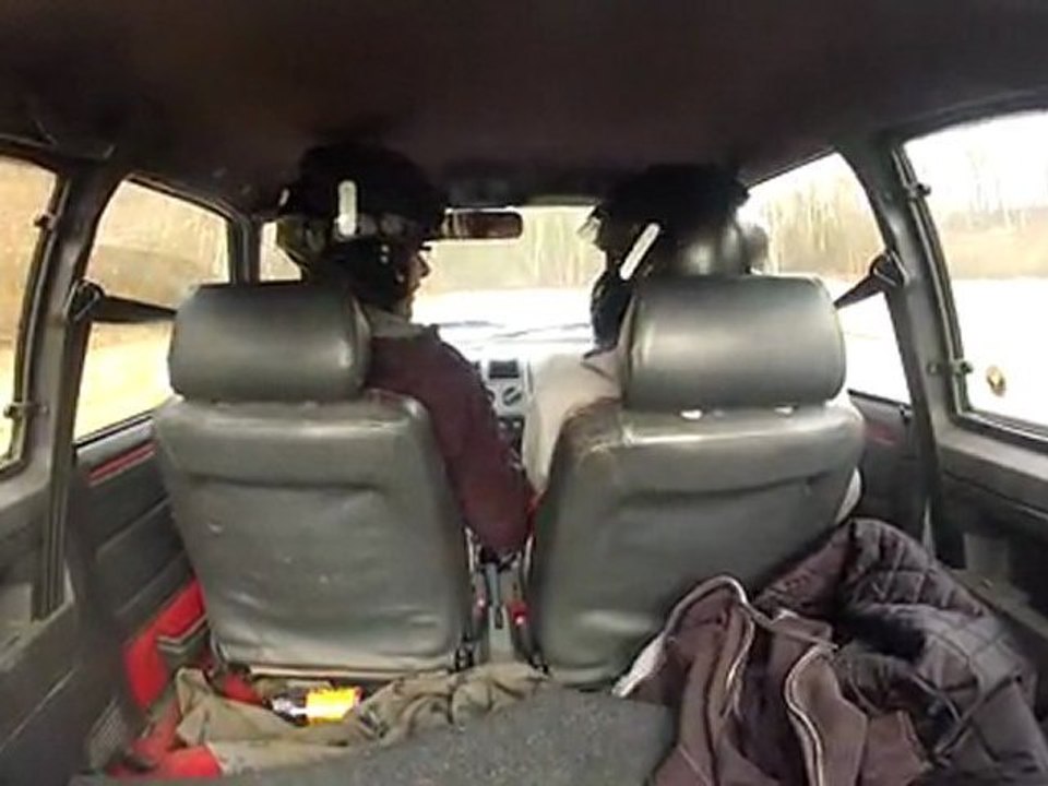 GOPRO embarquée 205Gti interieur @Folembray - 20120226
