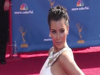 Taylor Swift and Kim Kardashian Go Make-Up Free