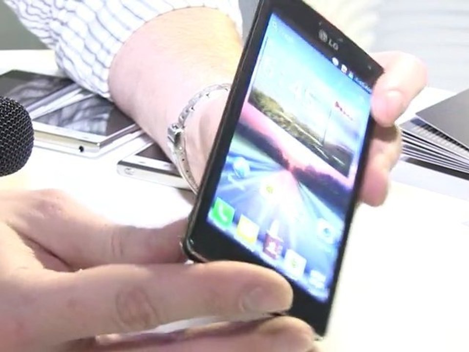 MWC 2012 - LG Optimus 4 X