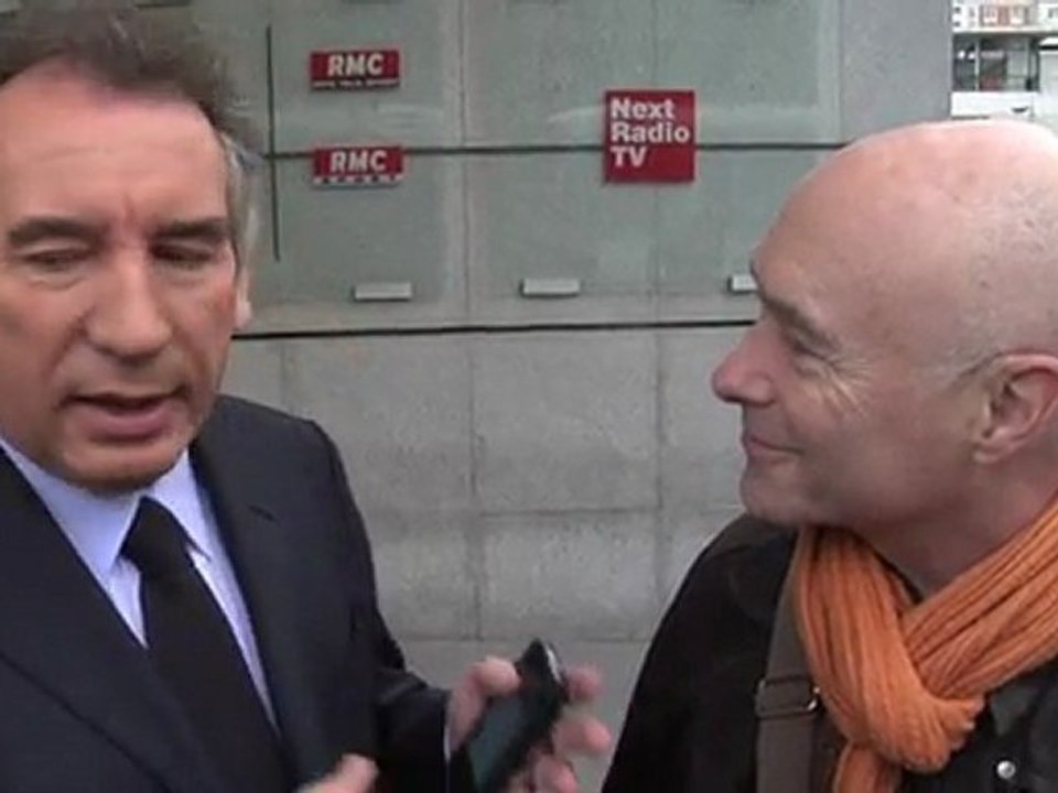 Remise du coffret gastronomique : François Bayrou