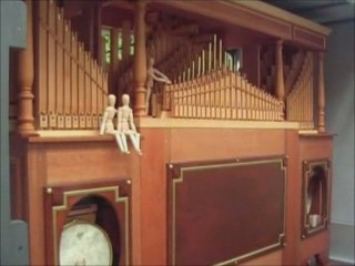 Orgue de Barbarie geant
