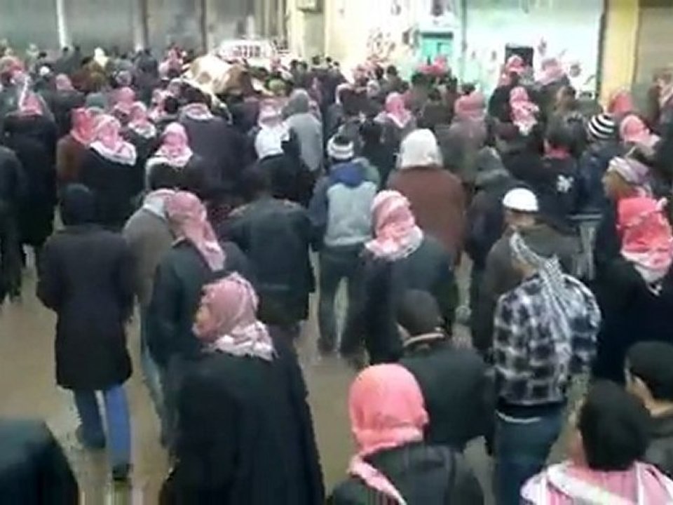 فري برس   مارع   حلب    تشييع الشهيد عبد الرحمن عباس 28 2 2012 ج2