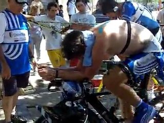 Ben Day warms up for the time trial at the 2012 Tour de San Luis