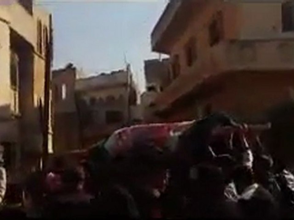 فري برس   حمص تشييع الشهيد عبد الكريم محمد ميزنازي تلبيسة 25 2 2012