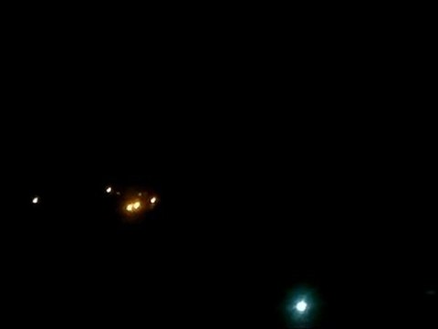 فري برس حماه طريق حلب اصوات الرصاص والرشاشات الثقيلة 27 2 2012