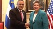 Janet Napolitano visita Presidente Funes