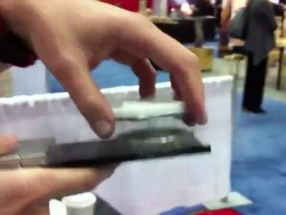 Un SQUID dans un nuage d’azote en lévitation