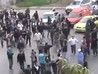 فري برس دمشق كفرسوسة المظاهرة التي انطلقت بعد دفن الشهيدين  28 2 2012 ج5