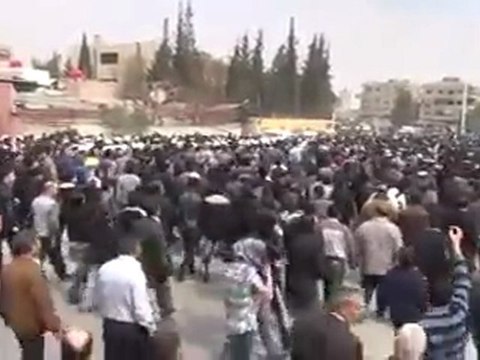 فري برس دمشق كفرسوسة المظاهرة التي انطلقت بعد دفن الشهيدين 28 2 2012 ج2