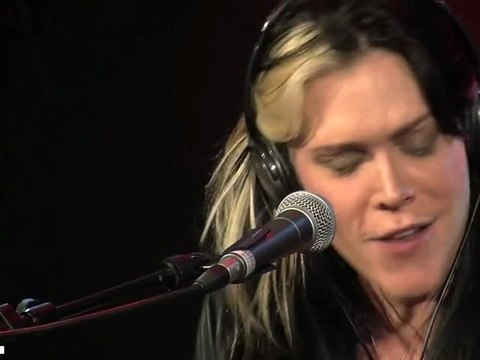 Beth Hart - Lifts you up en live dans les Nocturnes RTL présentées par Georges Lang