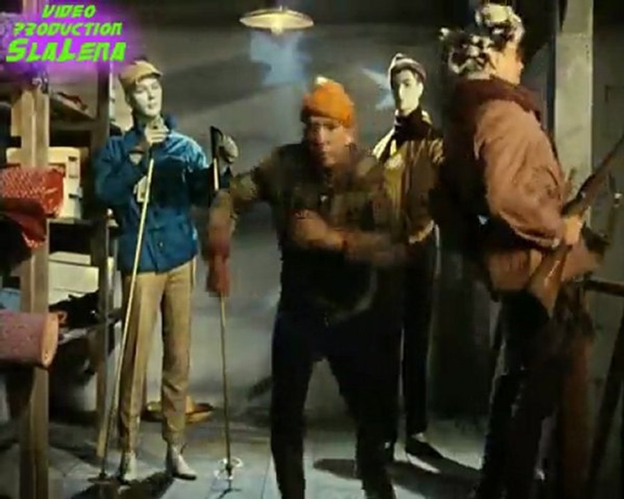 ДРАКИ В СОВЕТСКИХ КОМЕДИЯХ (Fights in the Soviet comedies)