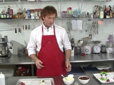 How To Make Chocolate Dipped Strawberries