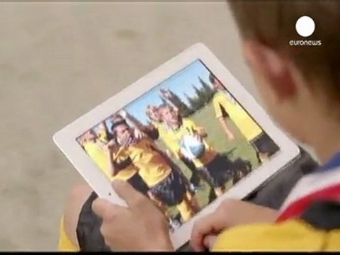 Apple joins $500 billion club