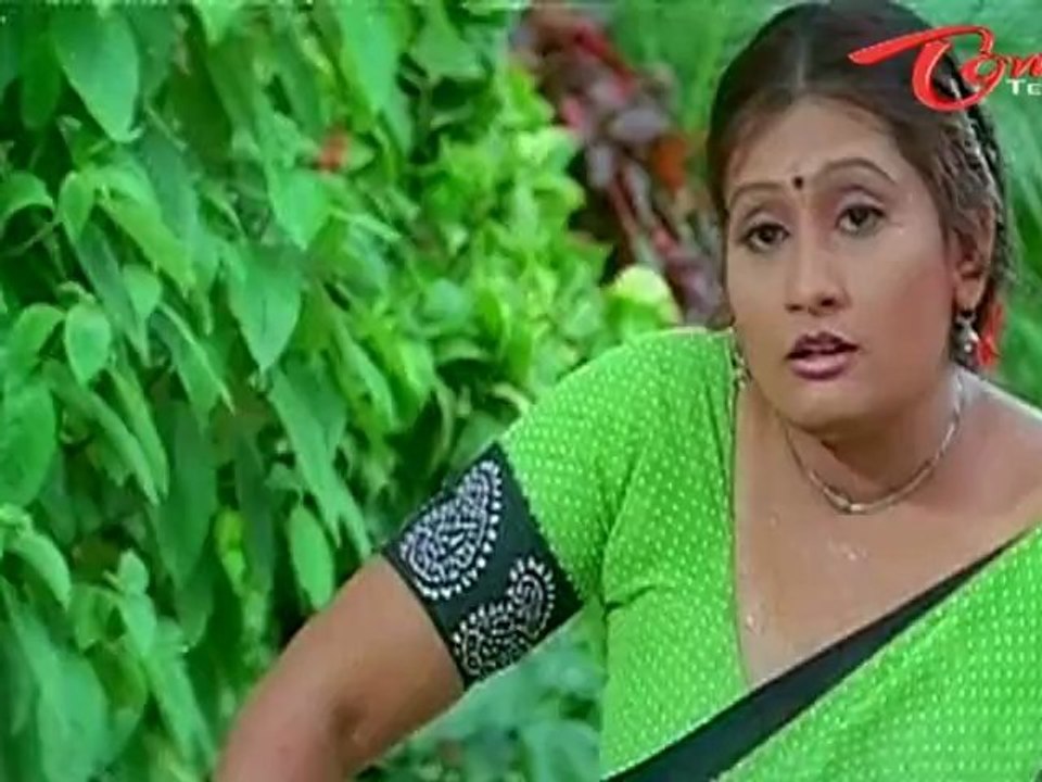 Telugu Comedy - M S Narayana Romance With House Servant