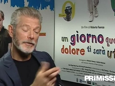 Intervista a Stephen Lang protagonista di Un giorno questo dolore ti sarà utile - Primissima.it