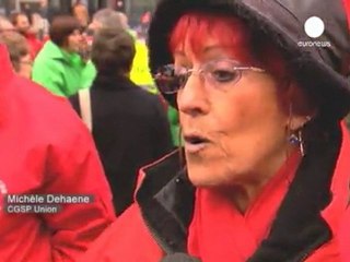 AB kurumları önünde kemer sıkma tedbirlerine karşı...